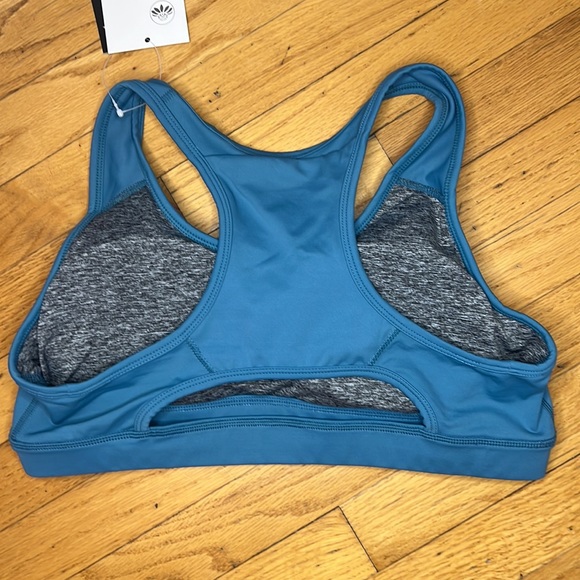 Senita Athletics Sarah Sports Bra in Surf color, Size XL NWOT - Picture 3 of 4